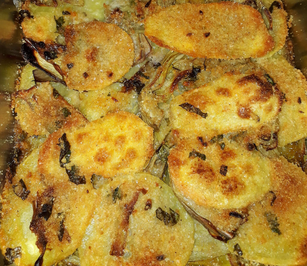 Carciofi e patate al forno di Benedetta, il contorno goloso e ...