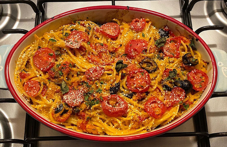 spaghetti tonno e pomodoro in forno 1