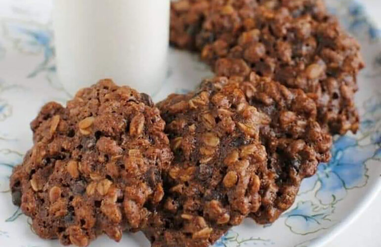 biscotti senza cottura riso soffiato e cioccolato