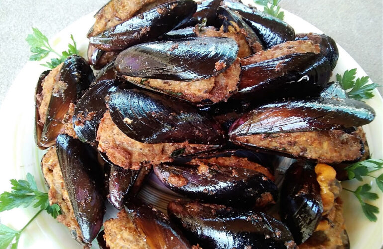 Cozze ripiene e fritte alla pugliese