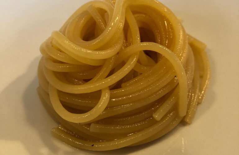 La famosa pasta in bianco di Luca Natalini