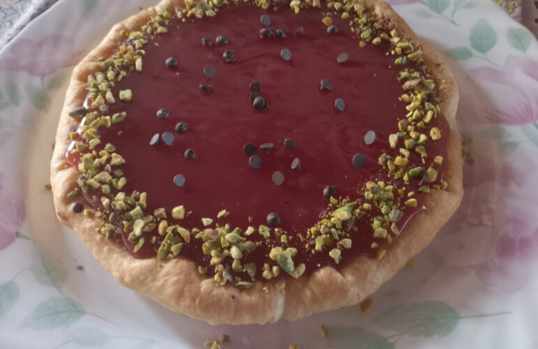 Crostatina di pasta sfoglia con gelo di anguria