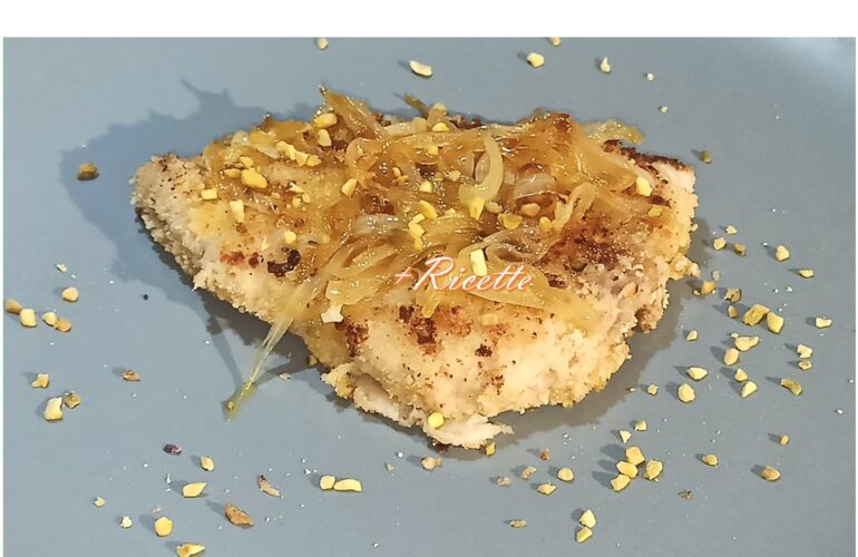 Pesce spada marinato con cipolle in agrodolce