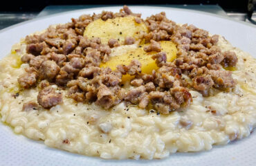 Risotto con Patate e Salsiccia.