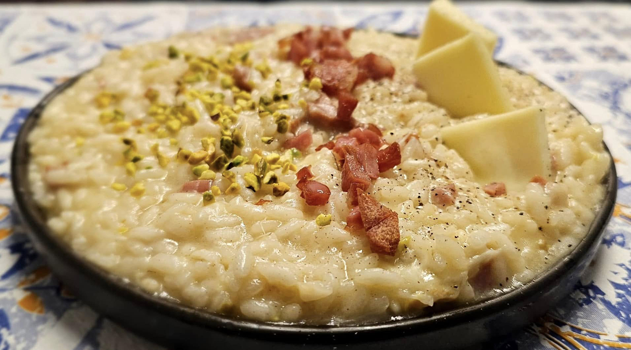 Risotto del Salumiere, solo 3 ingredienti per un primo super cremoso e saporito che celebra i sapori della salumeria italiana