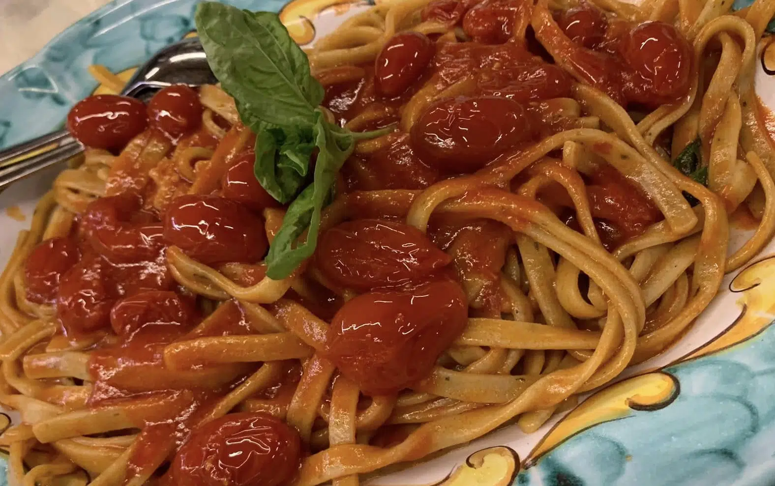 Pasta all’arrabbiata Pachino, altro che pomodorino fresco: ancora più saporita