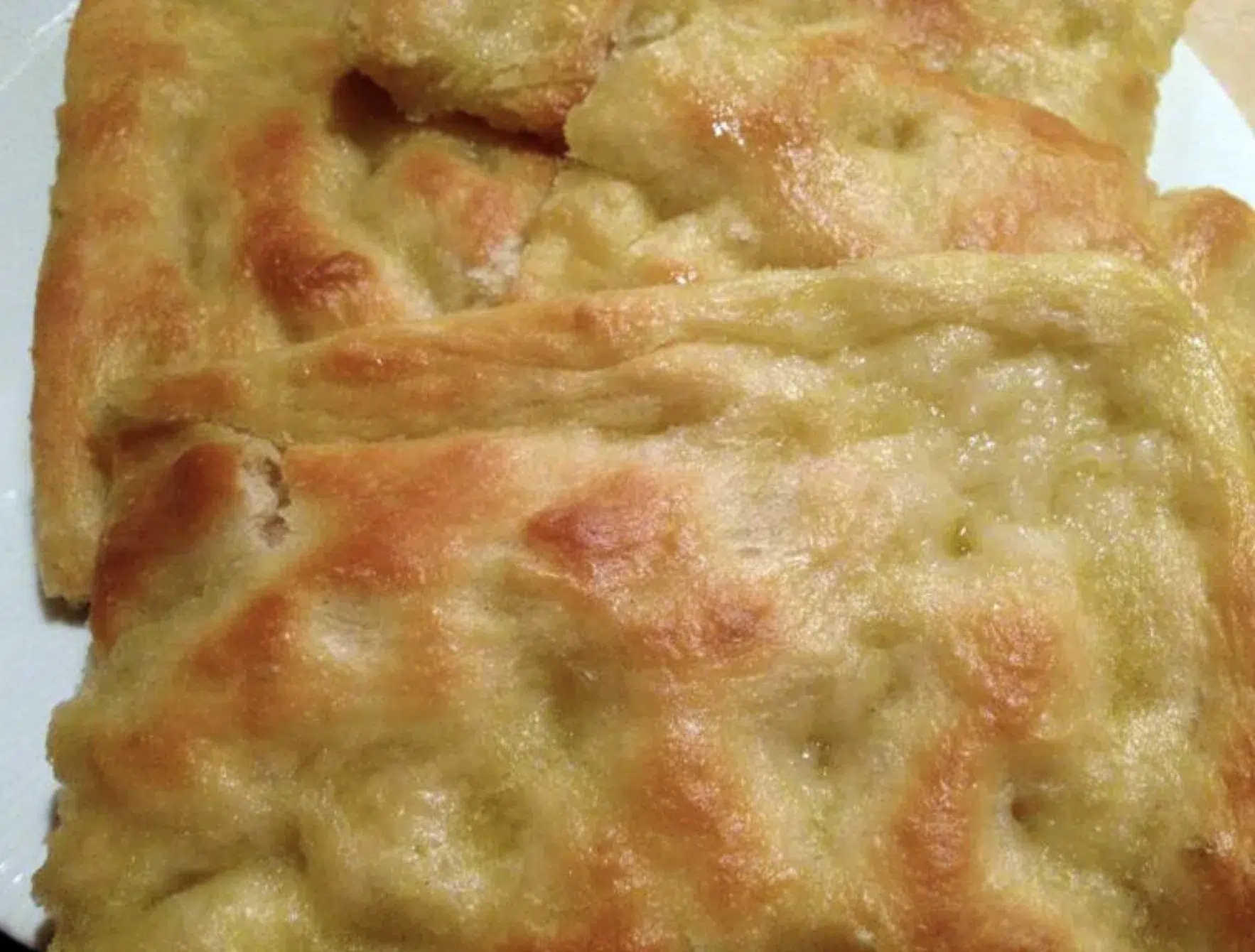 Focaccia Apollonia, si impasta velocemente: un vero salvacena