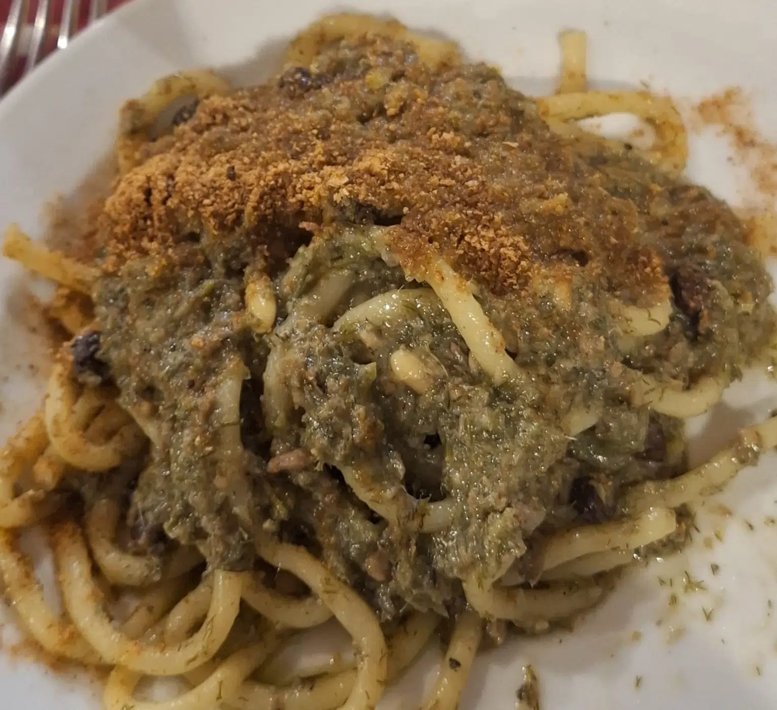 Spaghetti ca’ sarda a mari, con questi passaggi asseggerete la vera Sicilia